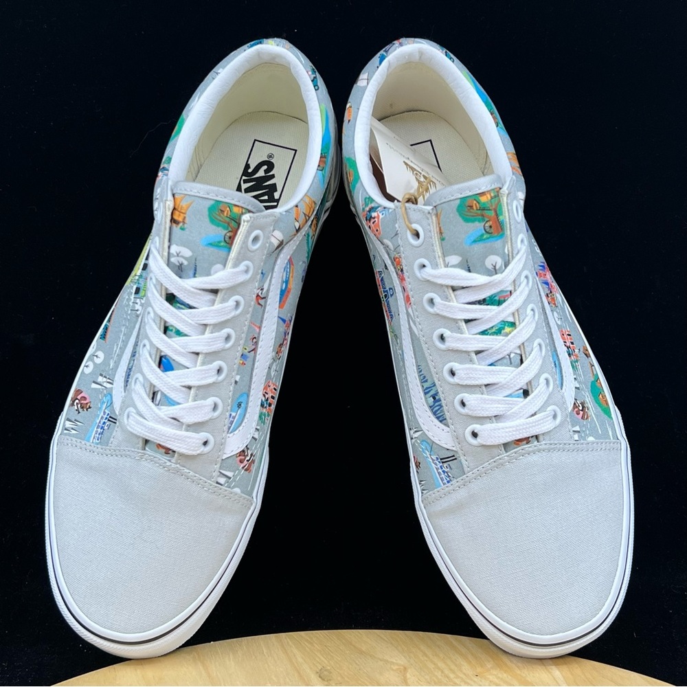 VANS x Walt Disney World 50th Anniversary Old Skool Shoes Men's - Size 10 NWT - Picture 8 of 10